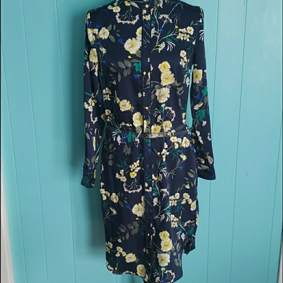 Lauren Ralph Lauren Floral Silky Button Down Dress - Picture 3 of 16